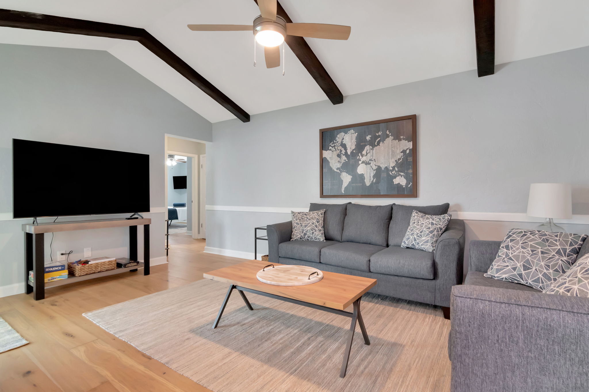 FOR LEASE 4712 114th St. N.